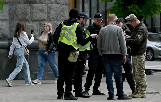 Володимир Зеленський про мобілізацію в Україні: виклики, дезінформація та плани реформування системи